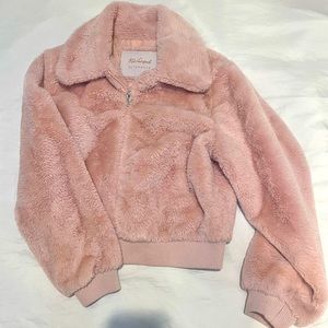 Light pink fluffy coat 🎀